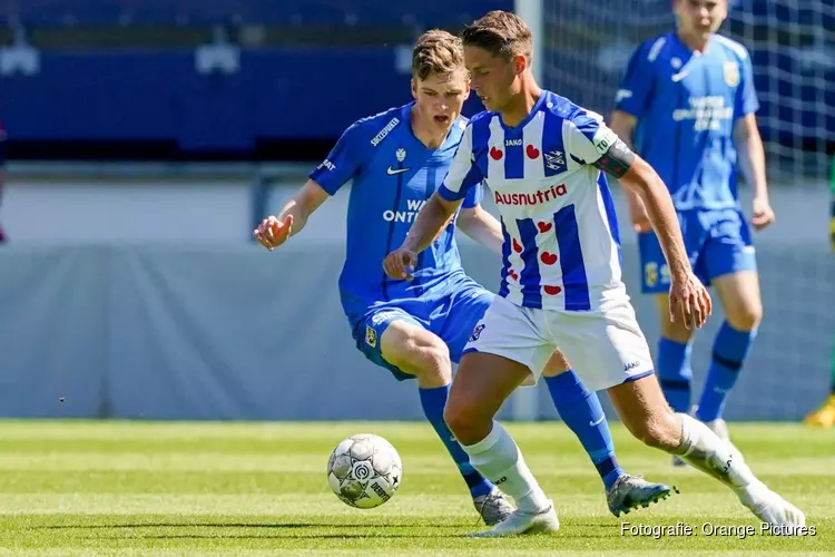 Vitesse na bliksemstart langs Heerenveen