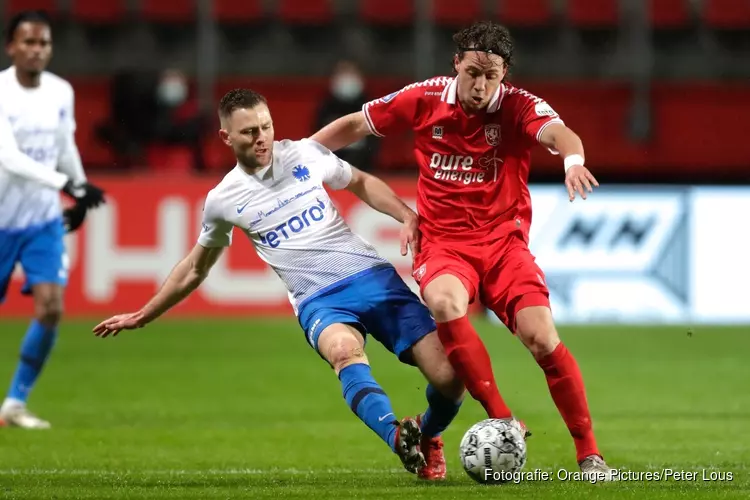 FC Twente klopt Vitesse met ruime cijfers