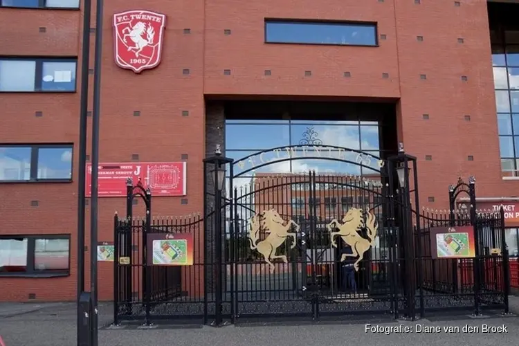 FC Twente nipt langs Vitesse