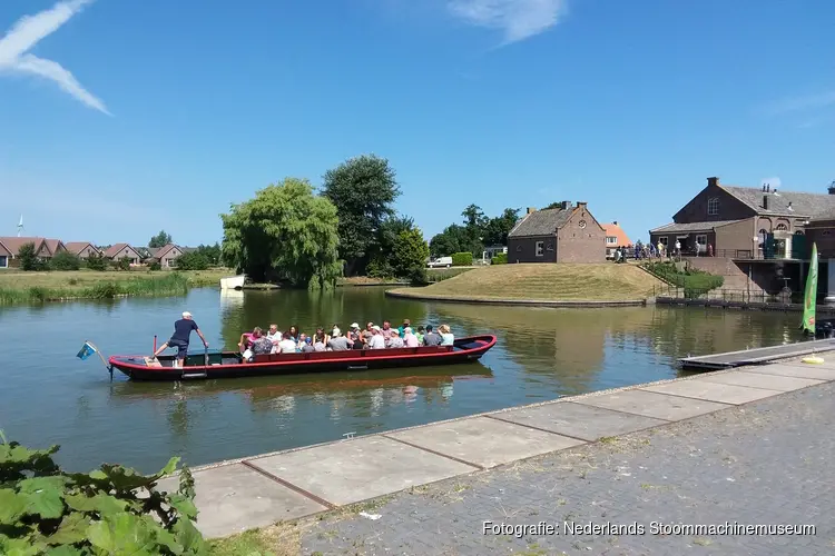 Pinksterstoom en Rondvaarten door hartje Medemblik en omgeving